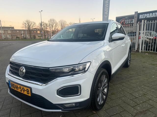 Wit Gebruikt 2019 VW T-Roc Business SUV | € 22.450 (Goede deal) - Afbeelding 1/4