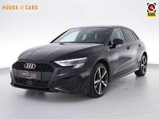 Zwart Gebruikt 2021 Audi A3 Sportback Business Hatchback | € 32.995 - Afbeelding 1/4