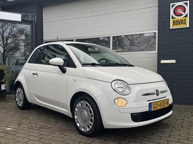 Wit Occasion 2015 Fiat 500 Pop Hatchback | € 7.450 (Iets duurder) - Afbeelding 1/4