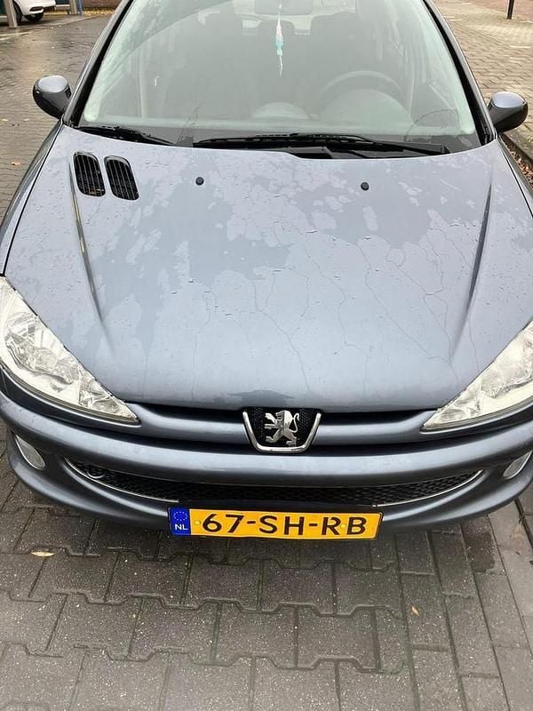 Gebruikt 2006 Peugeot 206 | € 1.495 - Afbeelding 1/4