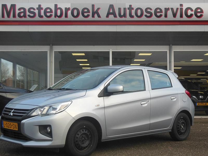 Grijs Gebruikt 2021 Mitsubishi Space Star Hatchback | € 7.950 (Goede deal) - Afbeelding 1/4