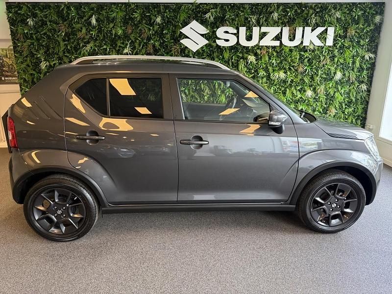 Grijs Gebruikt 2024 Suzuki Ignis Style Hatchback | € 24.750 (Duur) - Afbeelding 1/4