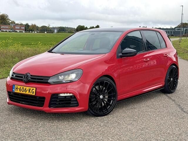 Occasion VW Golf VI R 271 PK (199 kW) 2011 Rood Hatchback