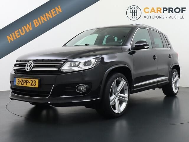 Zwart Gebruikt 2015 VW Tiguan R-line Edition SUV | € 15.995 (Eerlijke prijs) - Afbeelding 1/4