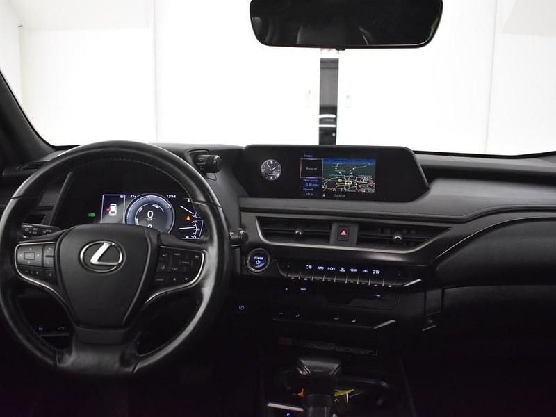 Occasion Lexus UX Sport Line 184 PK (135 kW) 2019 Zwart SUV