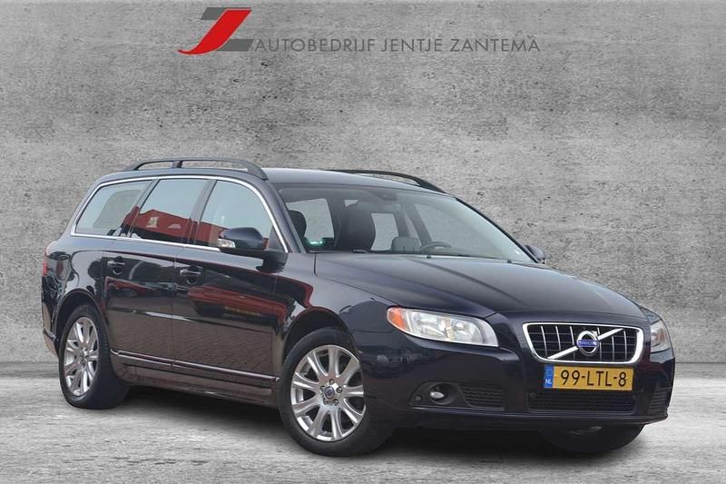 Blauw Gebruikt 2010 Volvo V70 Momentum Stationwagen | € 8.950 (Eerlijke prijs) - Afbeelding 1/4