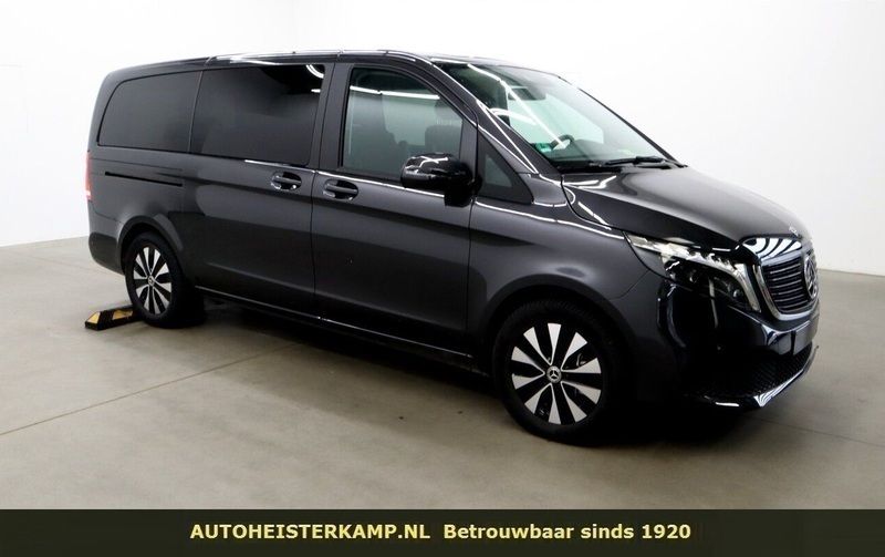 Grijs Gebruikt 2024 Mercedes EQV300 MPV | € 54.329 (Iets duurder) - Afbeelding 1/4