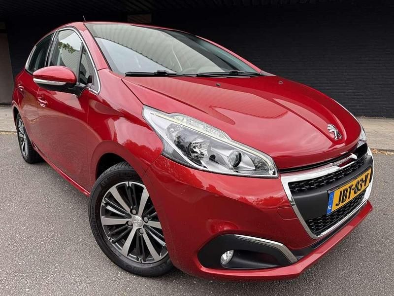 Hatchback Gebruikt 2019 Peugeot 208 Allure Hatchback | € 13.995 (Goede deal) - Afbeelding 1/4