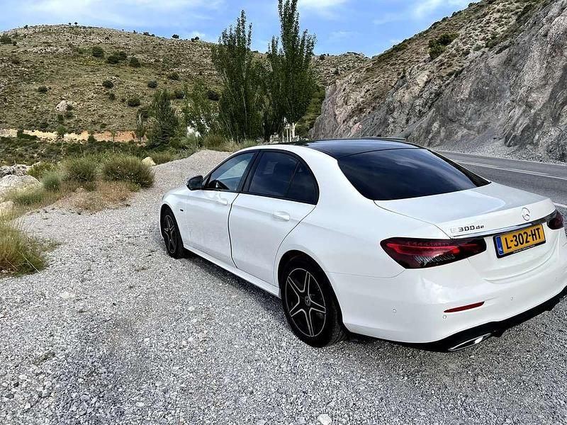 Occasion Mercedes E300 AMG 317 PK (233 kW) 2020 Wit Sedan