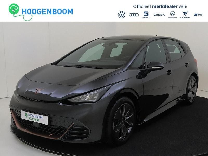 Grijs Occasion 2023 Cupra Born Hatchback | € 24.250 (Eerlijke prijs) - Afbeelding 1/4