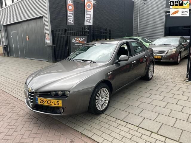 Occasion Alfa Romeo 159 Business 140 PK (102 kW) 2007 Grijs Sedan