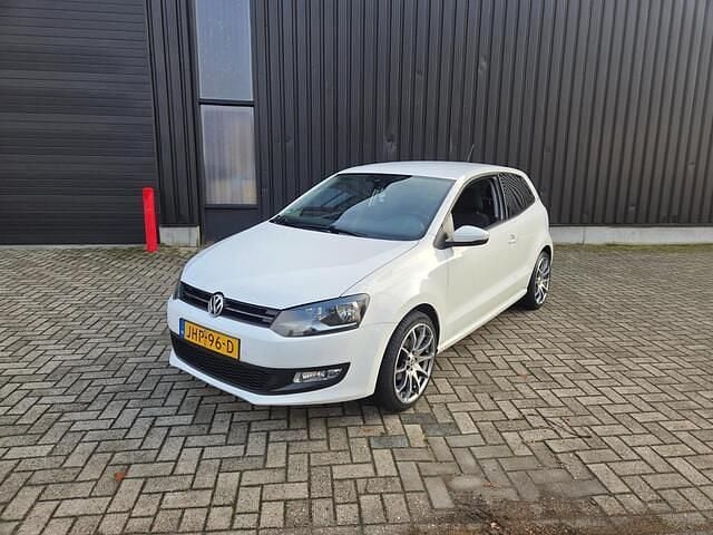 Wit Gebruikt 2011 VW Polo Team Hatchback | € 6.000 (Eerlijke prijs) - Afbeelding 1/4