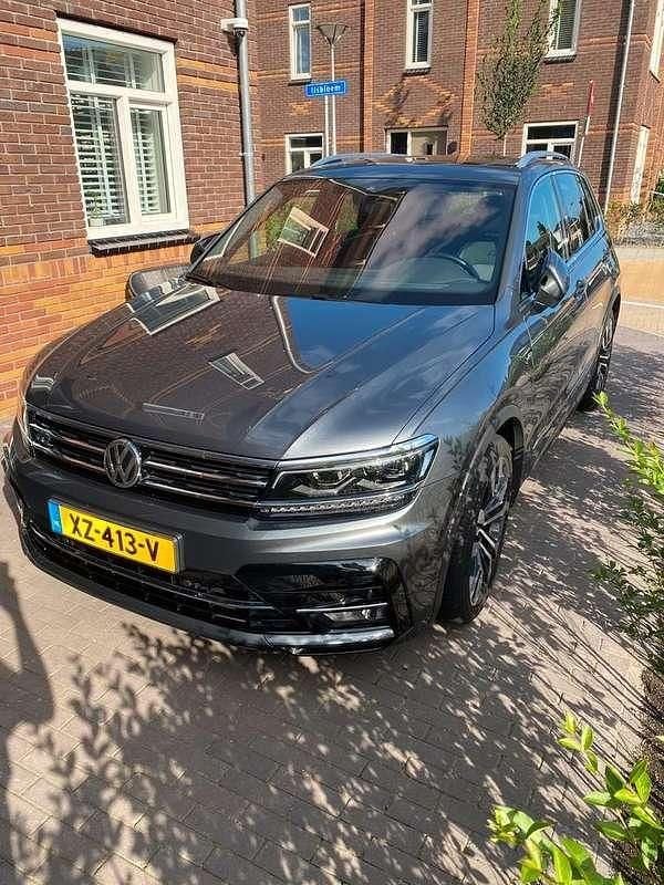 Gebruikt 2019 VW Tiguan Highline SUV | € 16.899 - Afbeelding 1/4