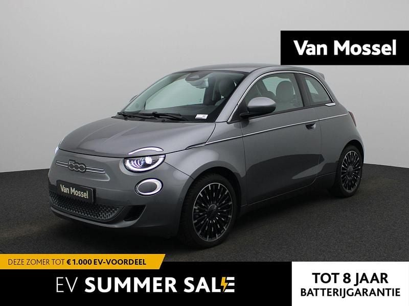 Grijs Gebruikt 2023 Fiat 500e La Prima Hatchback | € 23.900 (Eerlijke prijs) - Afbeelding 1/3