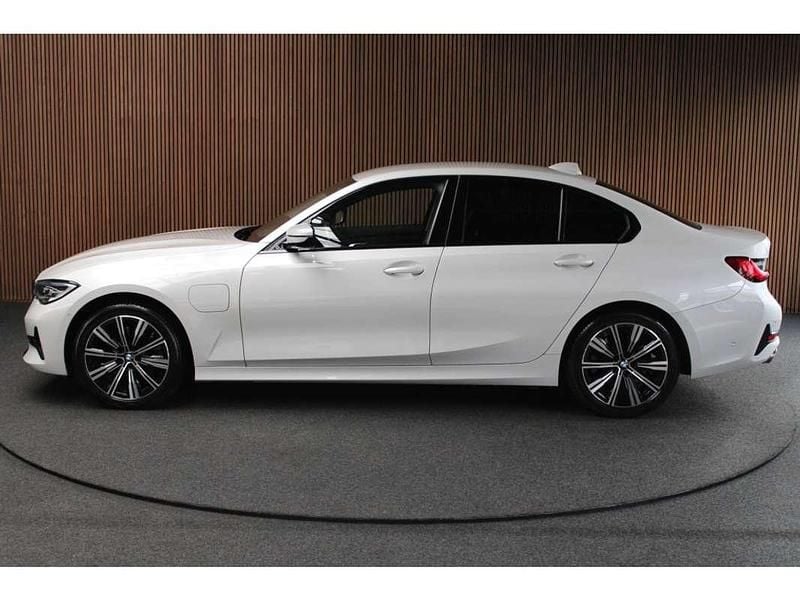 Occasion BMW 320e Shadowline 2022 Wit (mat) Sedan