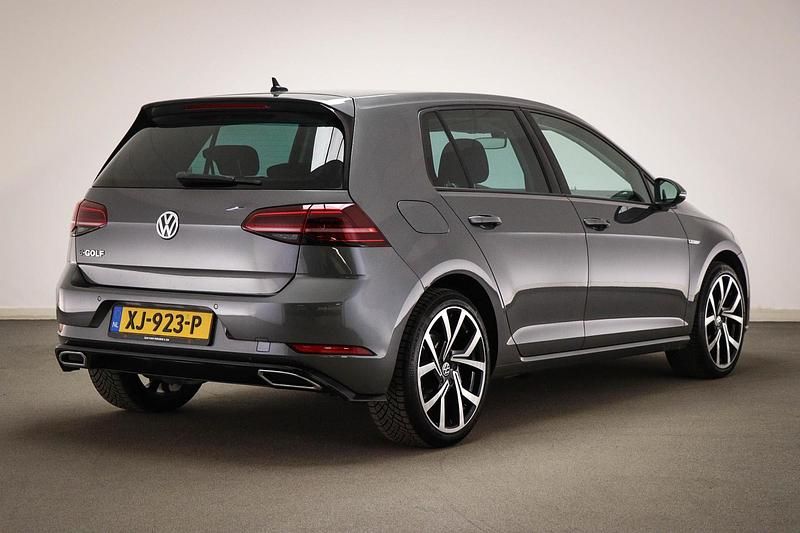 Occasion VW e-Golf 39 kW (54 PK) 2018 Grijs Hatchback
