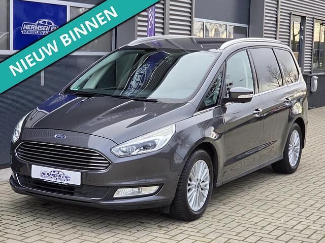 Grijs (metallic) Gebruikt 2017 Ford Galaxy Titanium MPV | € 18.450 (Super prijs) - Afbeelding 1/4