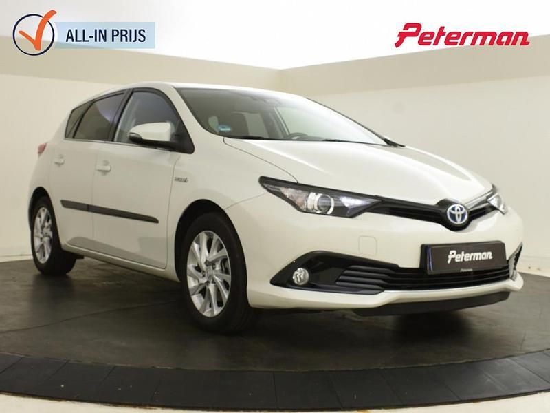 Wit Occasion 2019 Toyota Auris Hybrid Business Edition Hatchback | € 19.699 (Eerlijke prijs) - Afbeelding 1/4