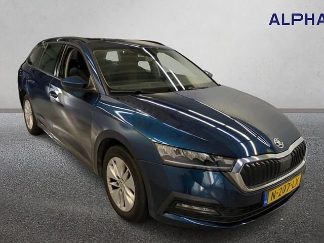 Occasion Skoda Octavia Business Line 123 PK (90 kW) 2021 Blauw Stationwagen