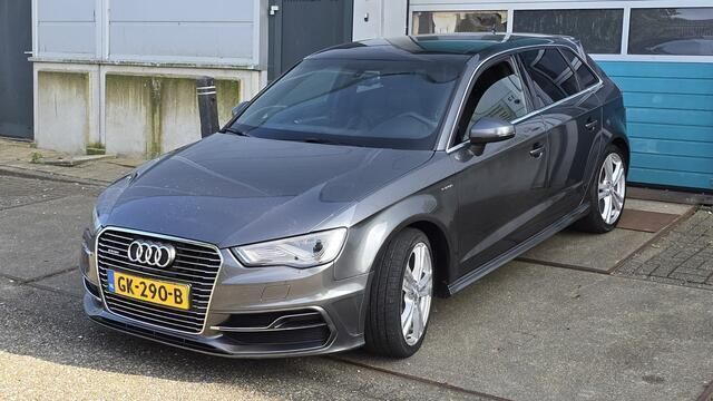 Grijs Gebruikt 2015 Audi A3 Sportback Ambition Hatchback | € 14.999 (Eerlijke prijs) - Afbeelding 1/4