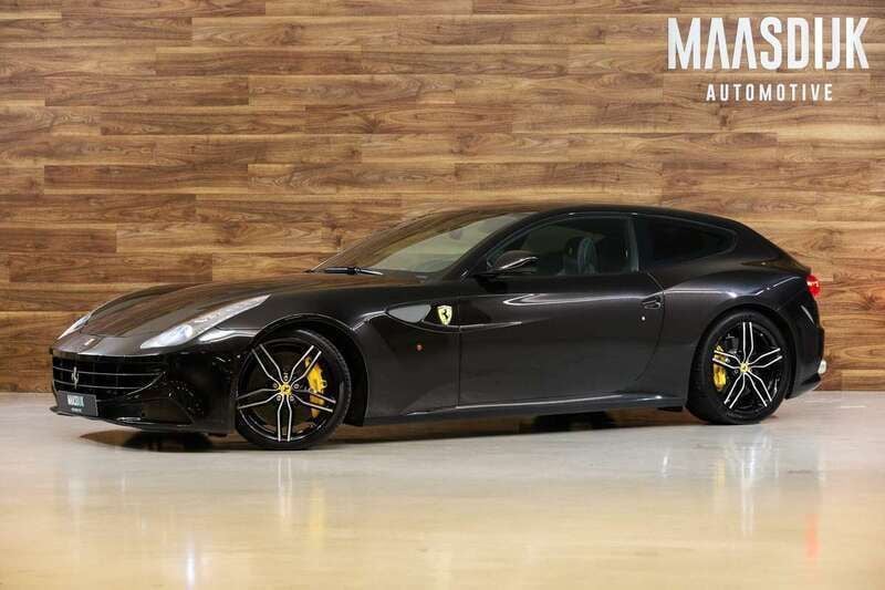 Zwart, metallic lak Gebruikt 2012 Ferrari FF Coupé | € 149.740 - Afbeelding 1/3