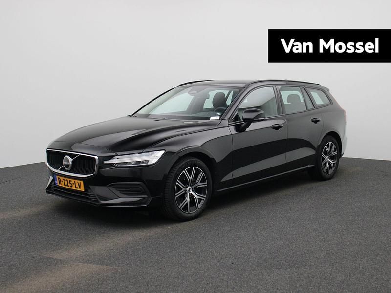 Zwart Gebruikt 2022 Volvo V60 Stationwagen | € 28.900 (Super prijs) - Afbeelding 1/4
