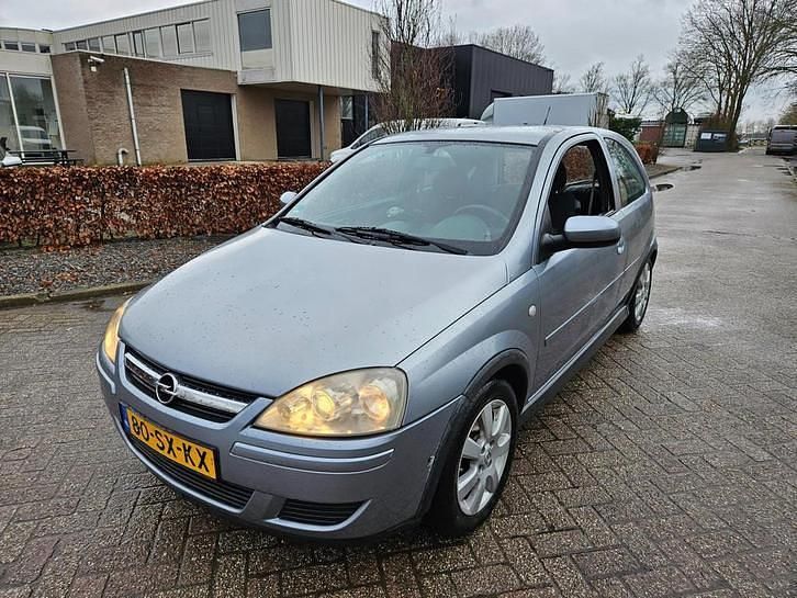 Occasion Opel Corsa 80 PK (58 kW) 2006 Grijs Hatchback