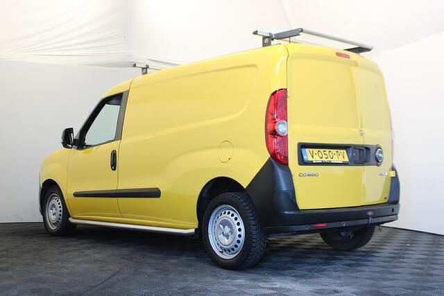 Occasion Opel Combo Edition 97 PK (71 kW) 2018 Geel Van
