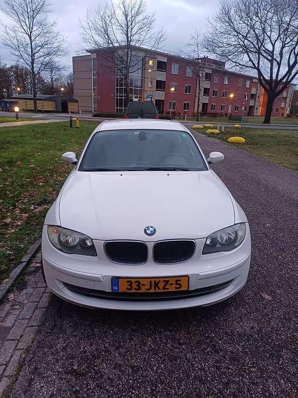 Occasion BMW 116 122 PK (89 kW) 2009 Wit Hatchback