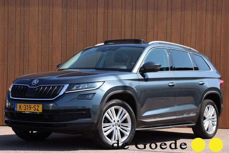 Grijs Gebruikt 2021 Skoda Kodiaq Business Line SUV | € 36.940 (Eerlijke prijs) - Afbeelding 1/4