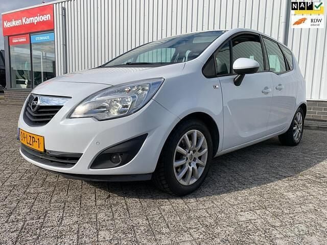 Wit Gebruikt 2010 Opel Meriva Edition MPV | € 2.350 (Eerlijke prijs) - Afbeelding 1/4