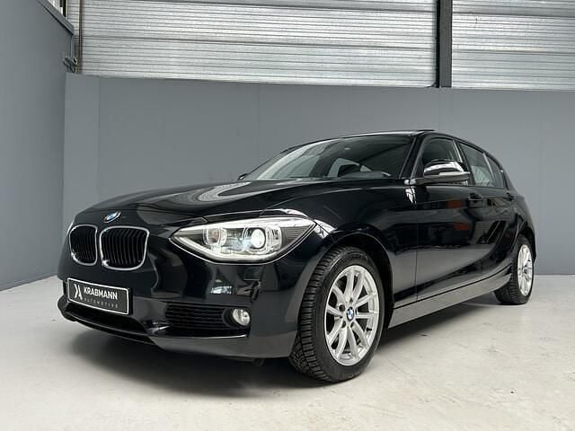 Zwart Gebruikt 2013 BMW 118 Executive Hatchback | € 9.999 (Eerlijke prijs) - Afbeelding 1/4