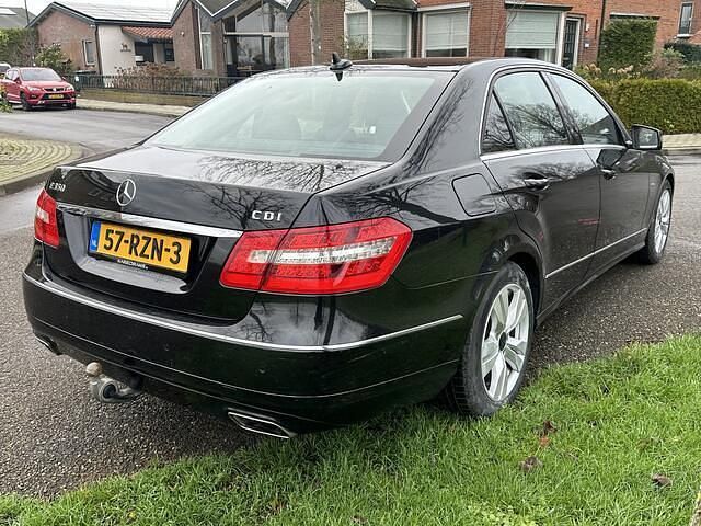 Occasion Mercedes E350 Avantgarde 233 PK (171 kW) 2010 Zwart Sedan