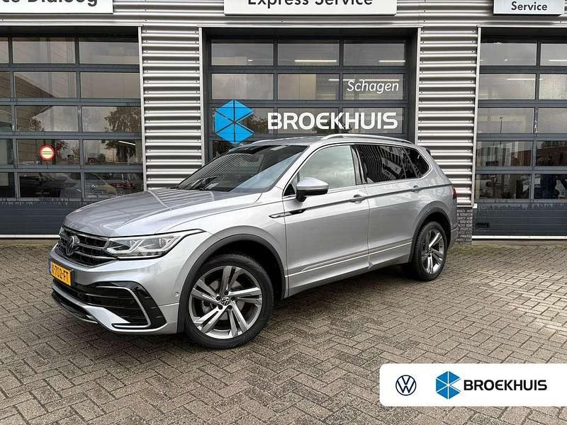 Grijs Gebruikt 2023 VW Tiguan Allspace Business SUV | € 41.950 (Eerlijke prijs) - Afbeelding 1/4
