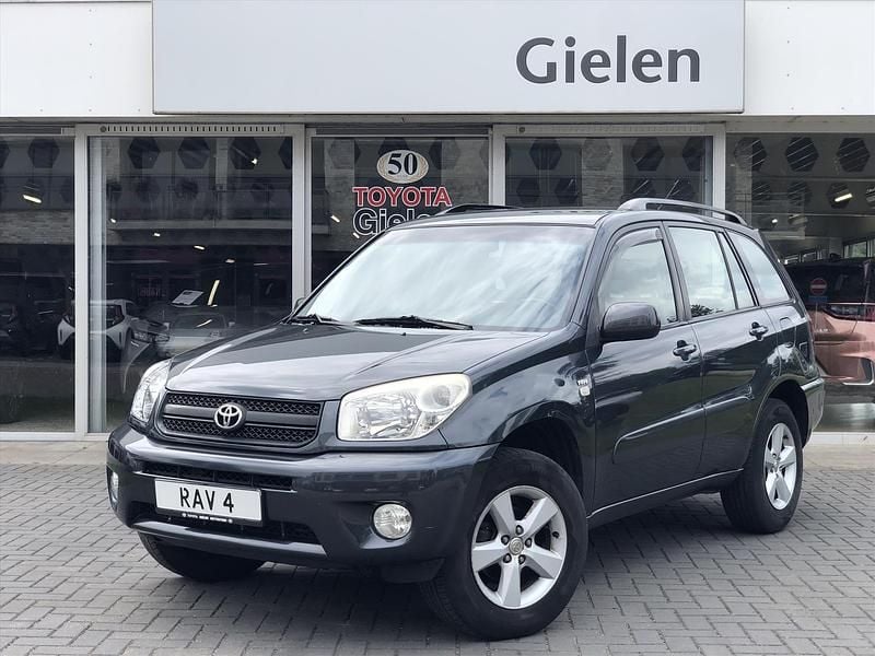 Grijs Gebruikt 2005 Toyota RAV4 Terra SUV | € 6.900 (Iets duurder) - Afbeelding 1/4