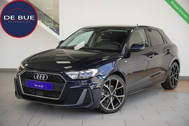 Blauw Gebruikt 2021 Audi A1 Sportback S-Line Hatchback | € 23.911 (Eerlijke prijs) - Afbeelding 1/4