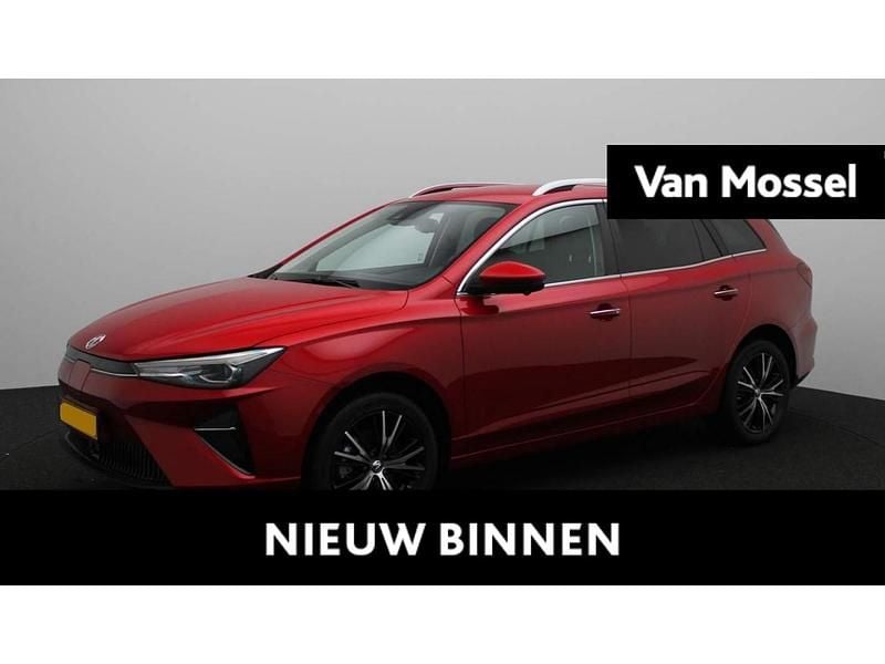 Rood Nieuw 2025 MG MG5 EV Luxury Stationwagen | € 32.800 (Super prijs) - Afbeelding 1/2