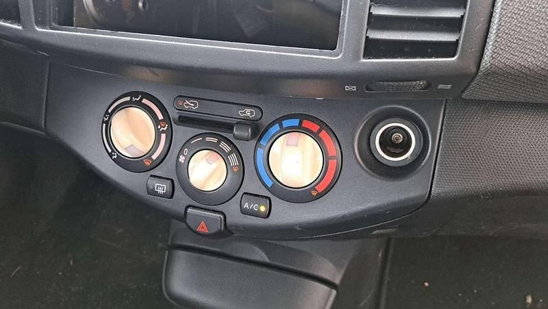 Occasion Nissan Micra Pure 65 PK (47 kW) 2007 Grijs Hatchback