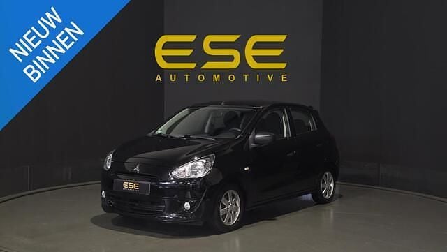 Zwart Gebruikt 2014 Mitsubishi Space Star Inform Hatchback | € 3.995 (Eerlijke prijs) - Afbeelding 1/4