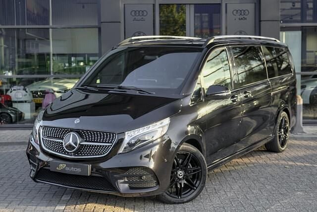 Occasion Mercedes V300 AMG 239 PK (175 kW) 2021 Zwart MPV