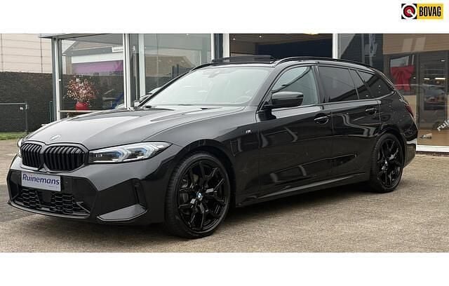 Occasion BMW 320 M Sport 184 PK (135 kW) 2023 Zwart (metallic) Stationwagen