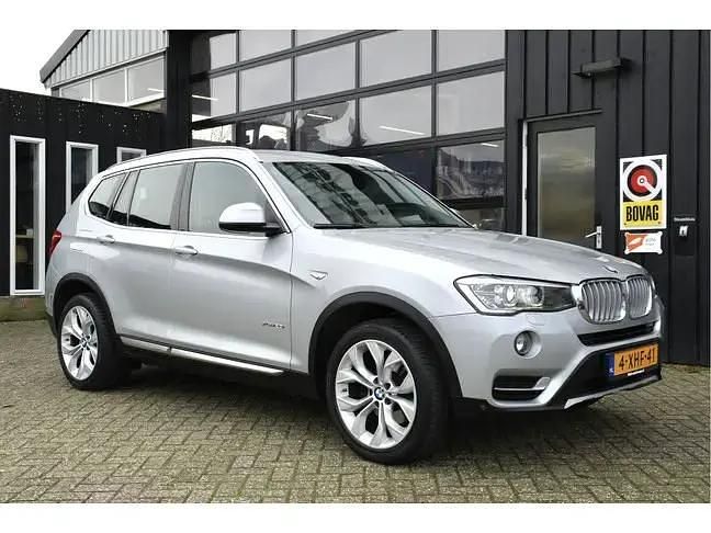 Grijs (metallic) Gebruikt 2014 BMW X3 Executive SUV | € 18.999 (Iets duurder) - Afbeelding 1/4