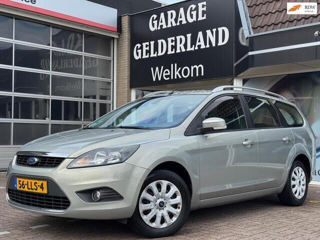 Grijs Gebruikt 2010 Ford Focus Limited Stationwagen | € 1.900 (Goede deal) - Afbeelding 1/4
