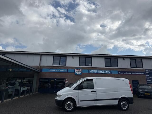 Wit Gebruikt 2006 Mercedes Vito MPV | € 4.450 (Eerlijke prijs) - Afbeelding 1/4