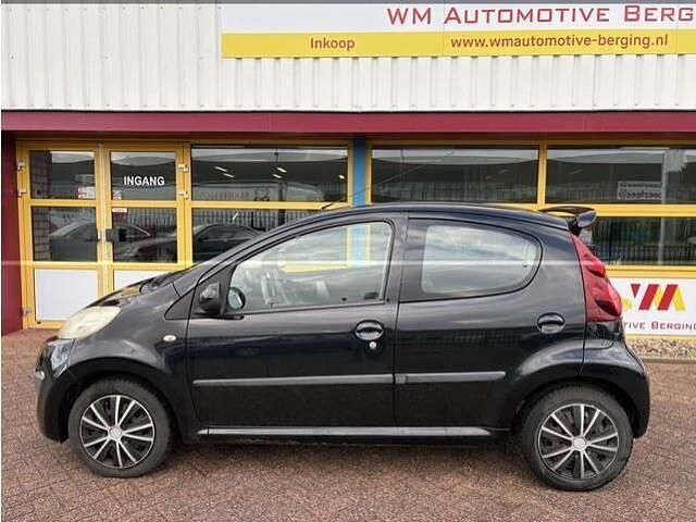 Occasion Peugeot 107 Active 68 PK (50 kW) 2012 Zwart Hatchback