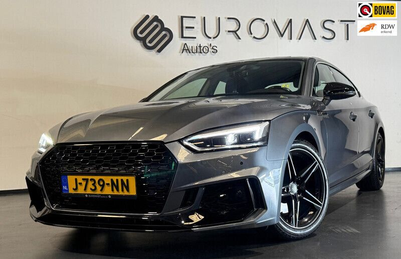 Grijs Gebruikt 2018 Audi A5 Sportback Design Hatchback | € 24.950 (Eerlijke prijs) - Afbeelding 1/4