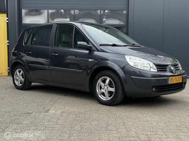 Grijs Gebruikt 2006 Renault Scénic II MPV | € 1.699 (Eerlijke prijs) - Afbeelding 1/4