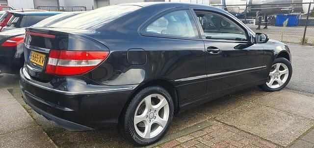 Occasion Mercedes CLC200 184 PK (135 kW) 2008 Zwart (metallic) Hatchback