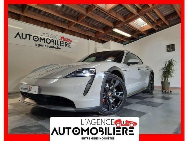 Grijs Gebruikt 2022 Porsche Taycan Cross Turismo Sedan | € 93.990 - Afbeelding 1/4