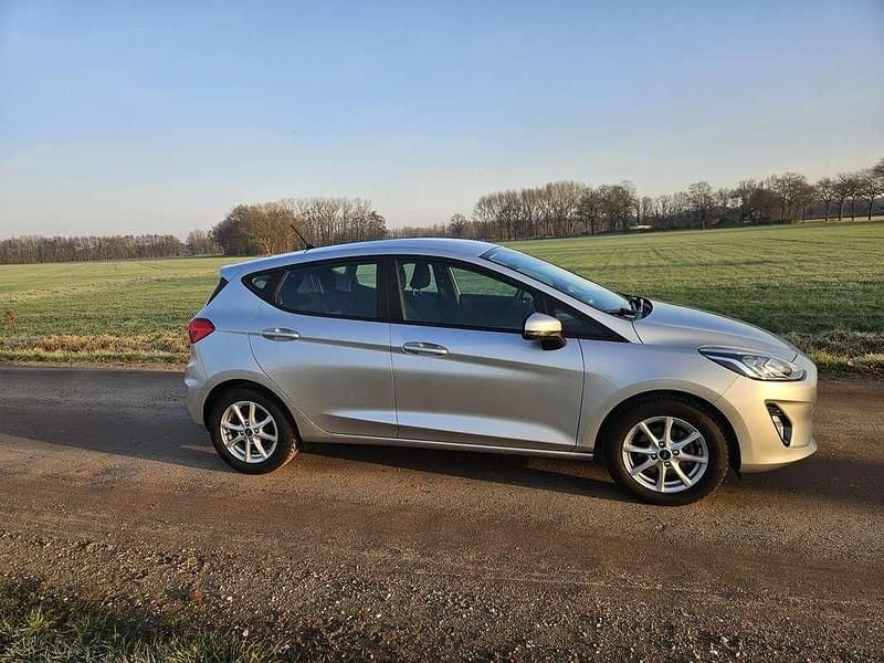 Occasion Ford Fiesta Trend 84 PK (61 kW) 2019 Zilver Hatchback